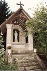 Oratoire à sainte Clotilde dans la vallée